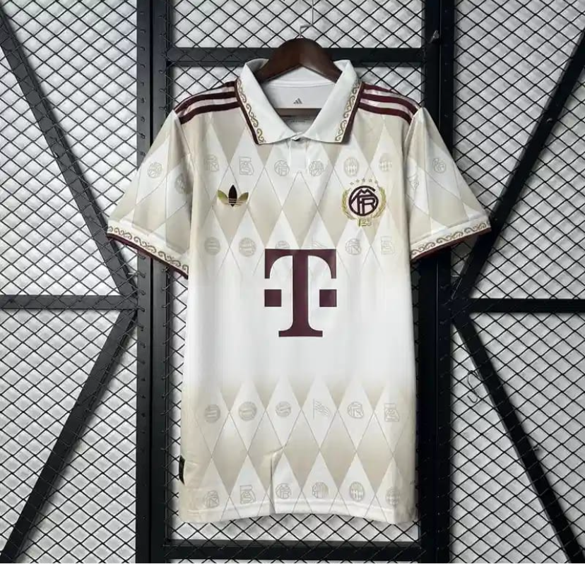 Bayern special edition white